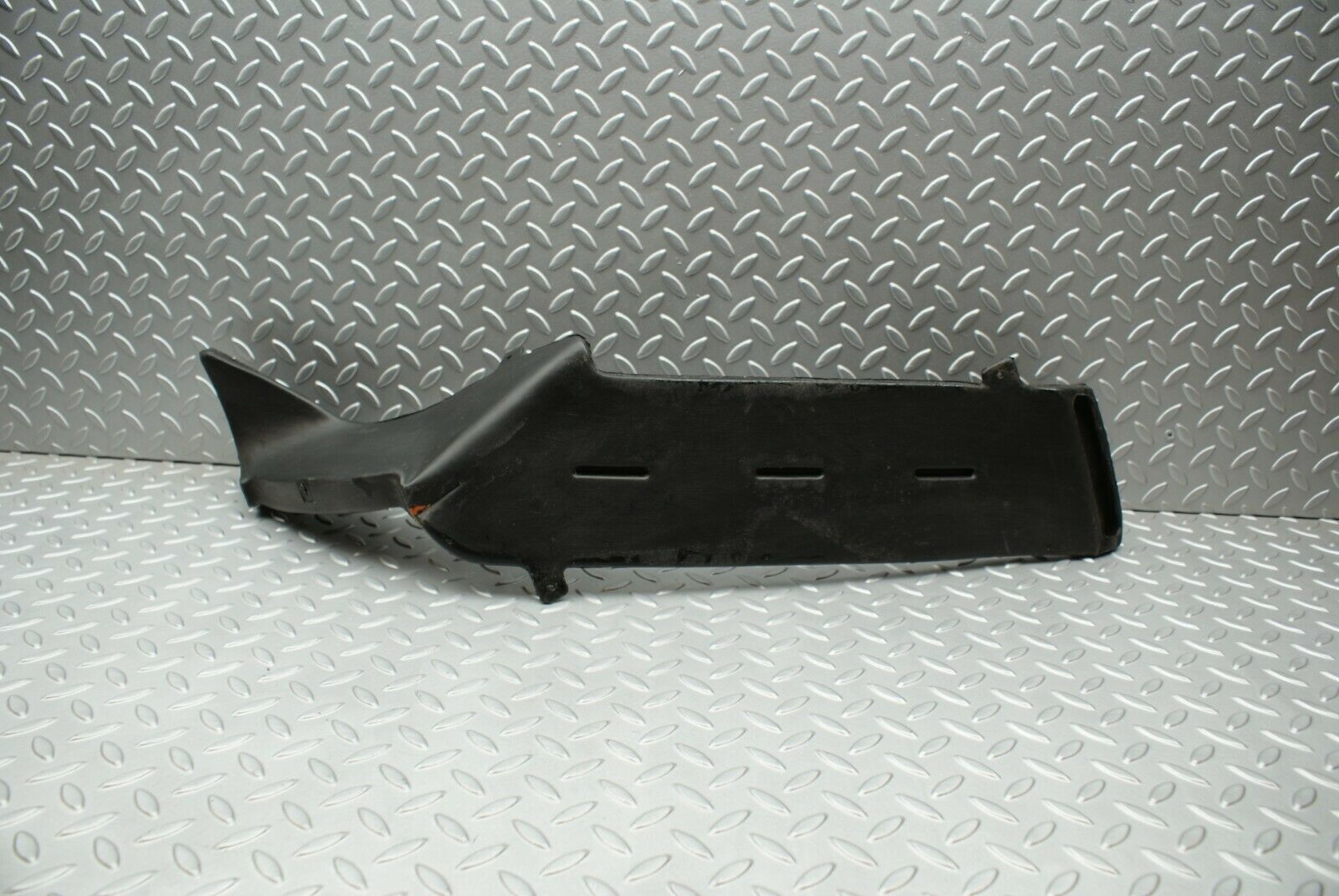 3222 Mercedes-Benz W115 220D Air Duct Heater Ventilation Right 1158310245