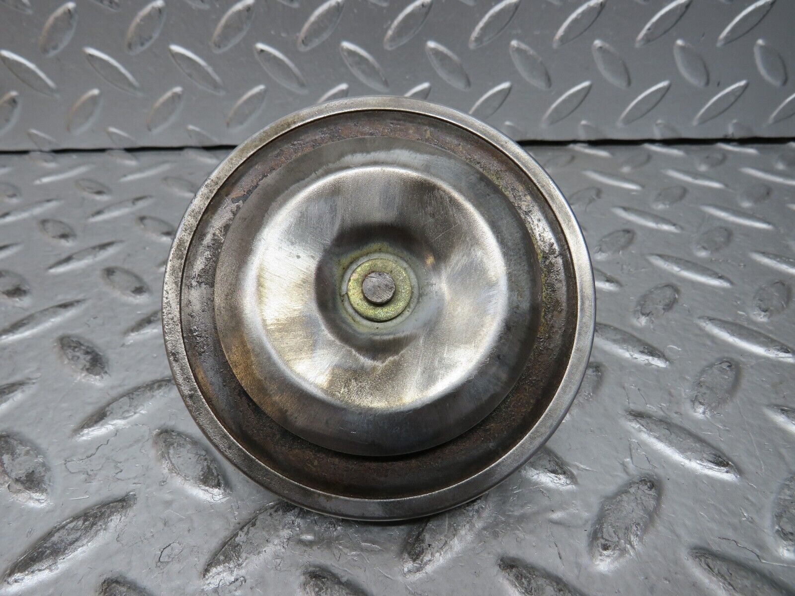 28838 Mercedes-Benz W123 230E Horn 021113