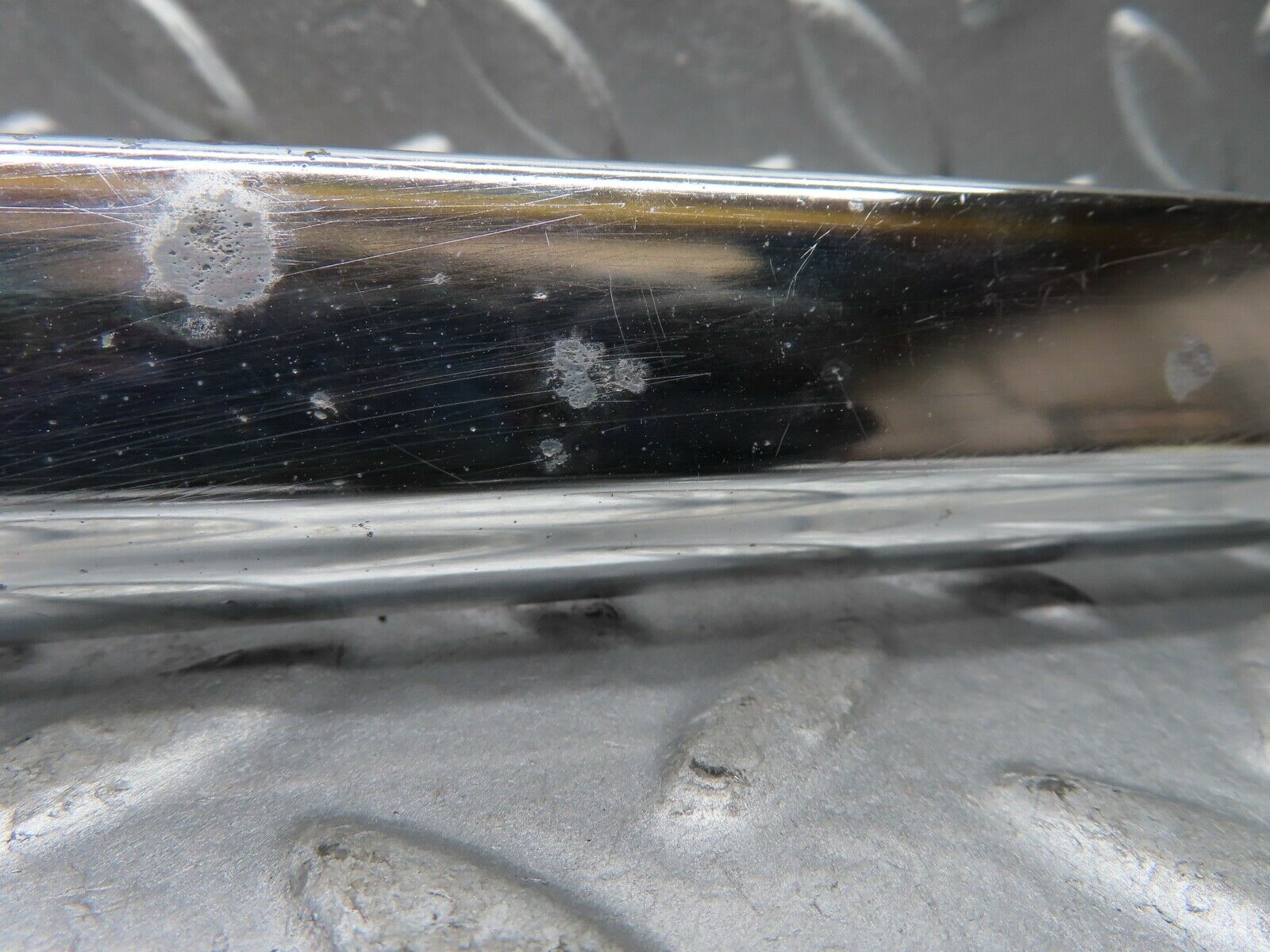 20471 Mercedes-Benz W114 280CE Coupe Right Door Chrome Moulding Trim