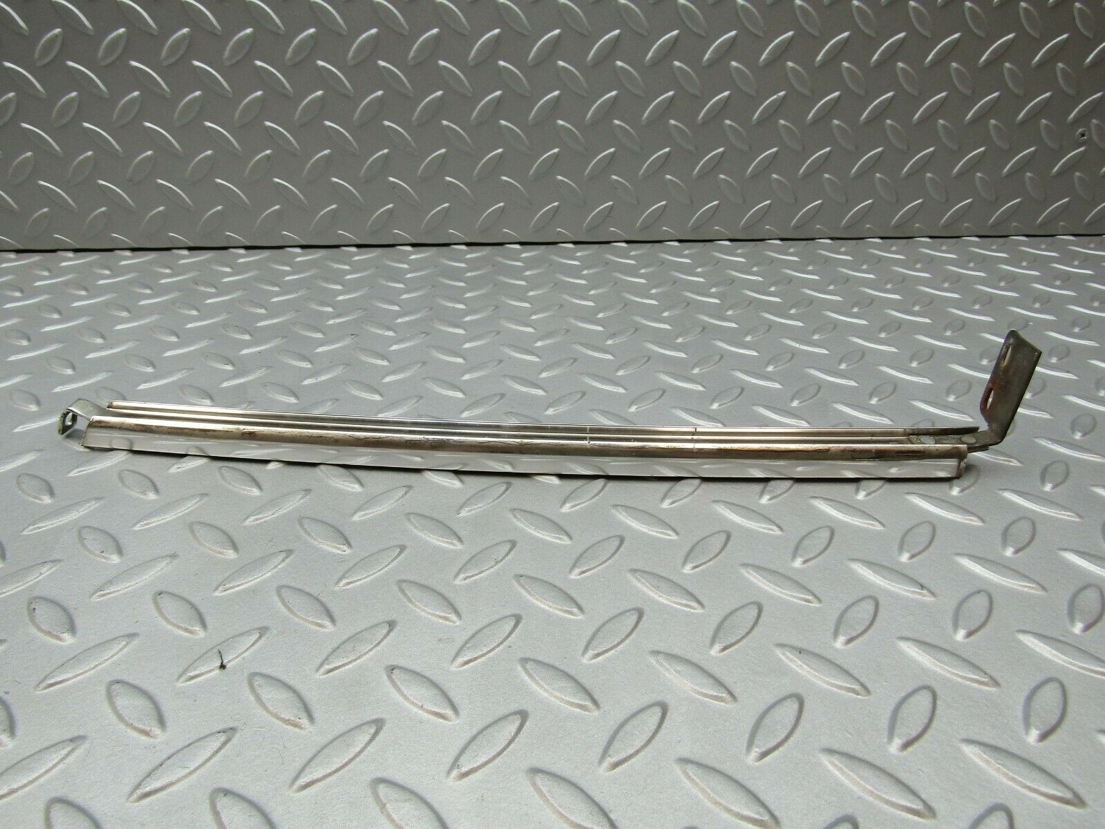 3323 Mercedes-Benz W115 220D Rear Left Chrome Window Chanel