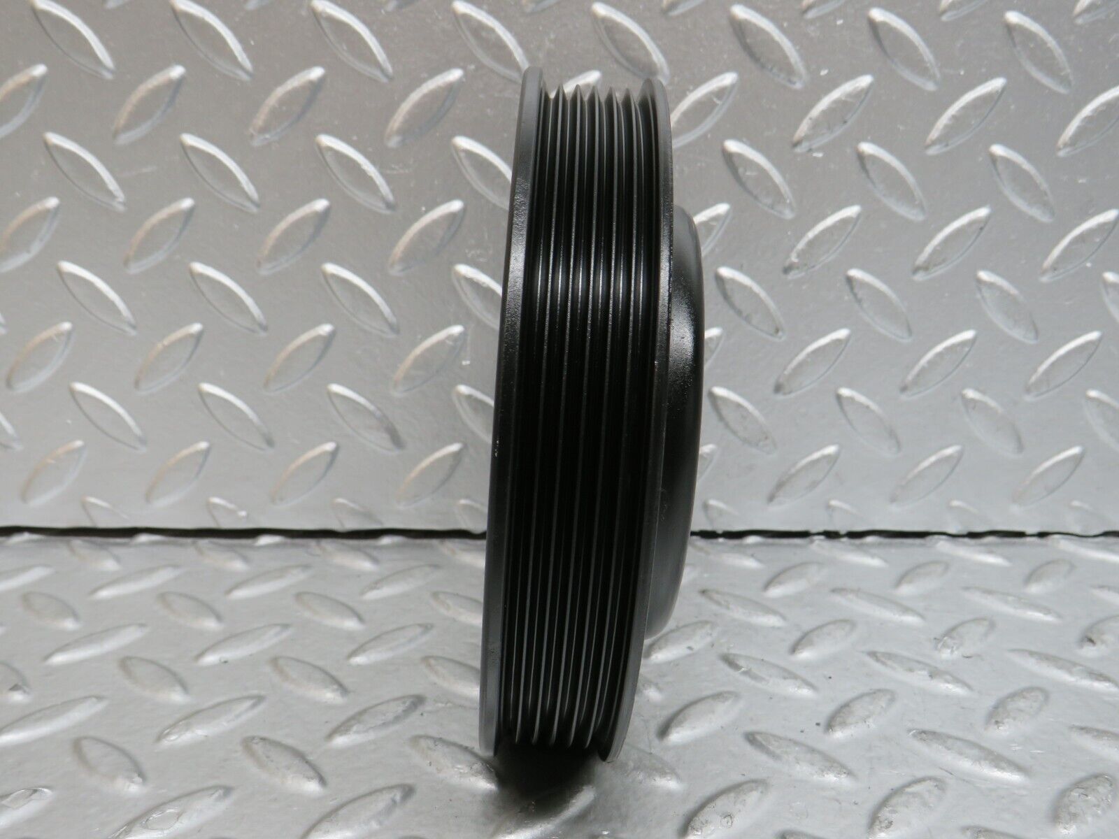 29514 Mercedes-Benz W124 230E Crankshaft Pulley 6030320204