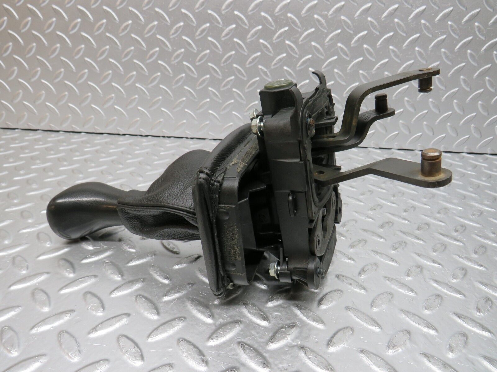 31494 Mercedes-Benz S124 220TE Manual Gear Shift Selector 5 Gear 0005451146