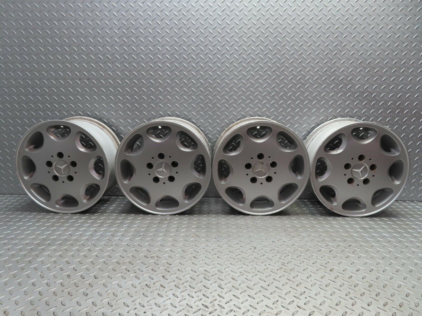 16522 Mercedes-Benz Alloy Wheel Set 7Jx15H2 ET41 1244011302