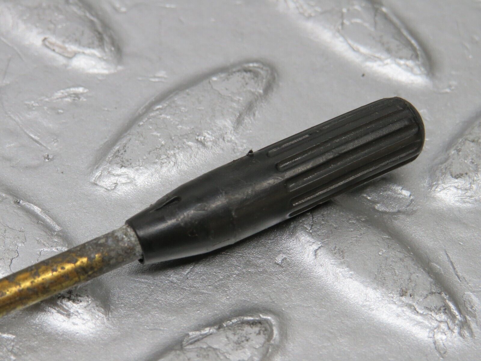 37807 Mercedes-Benz A124 320E Cabriolet Front Door Lock Knob Pair