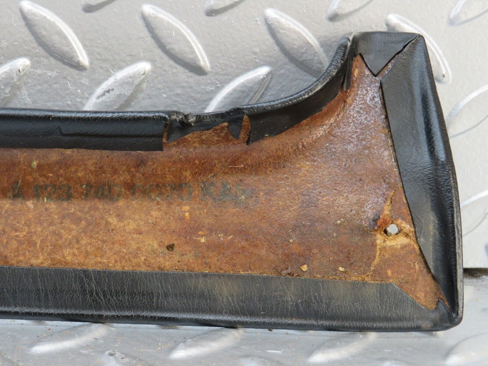 28214 Mercedes-Benz S123 240D Wagon Tailgate Door Inner Cover 1237470187