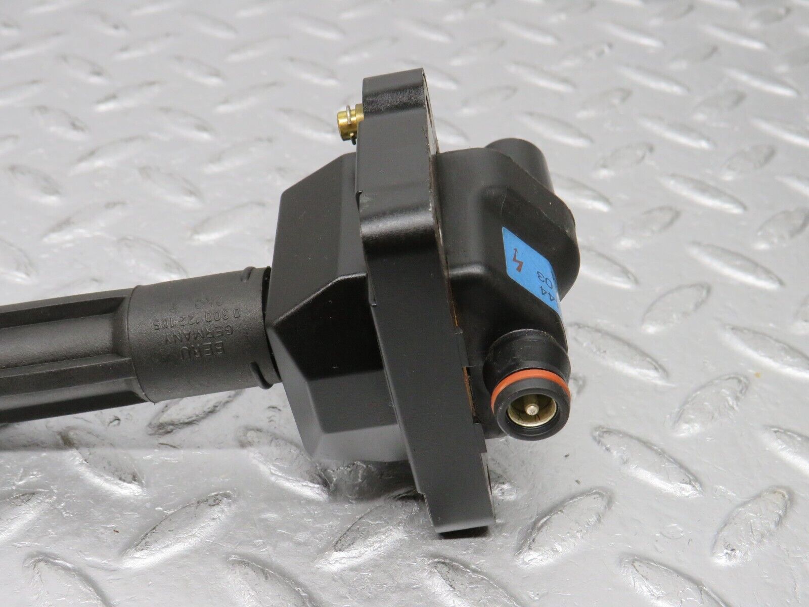 38343 Mercedes-Benz R129 280SL Coupe Ignition Coil Bosch 0221506444 0001587003 0001593642