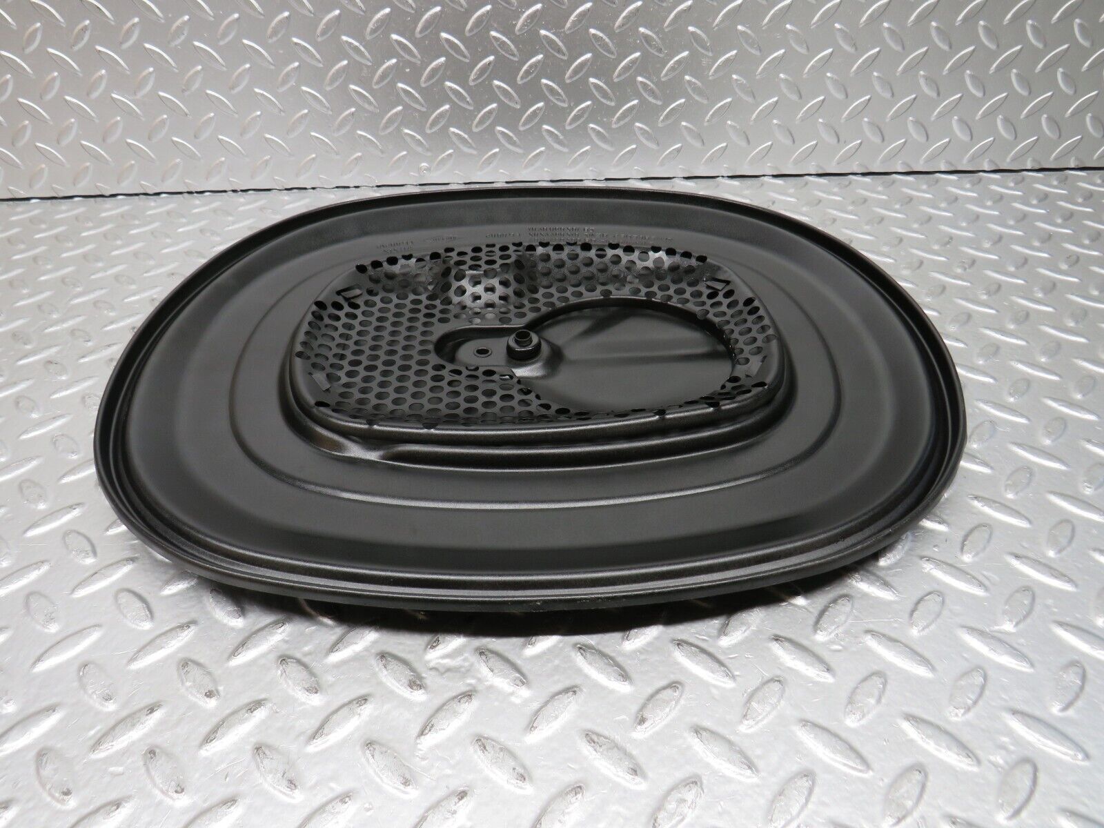 29624 Mercedes-Benz W123 230E Air Filter Box Housing Lid 0120944202