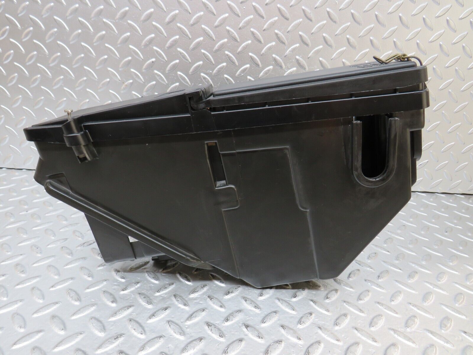 26581 Mercedes-Benz C124 220CE Coupe Fuse Box 1245401850 1245400282