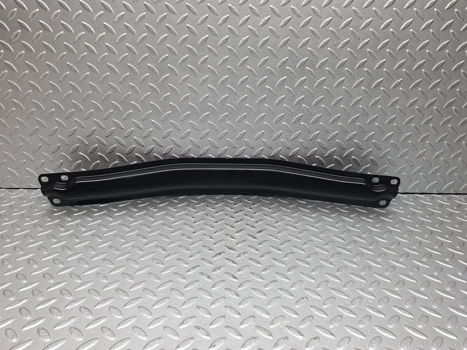 41199 Mercedes-Benz W126 300SE Engine Mount Bracket Support