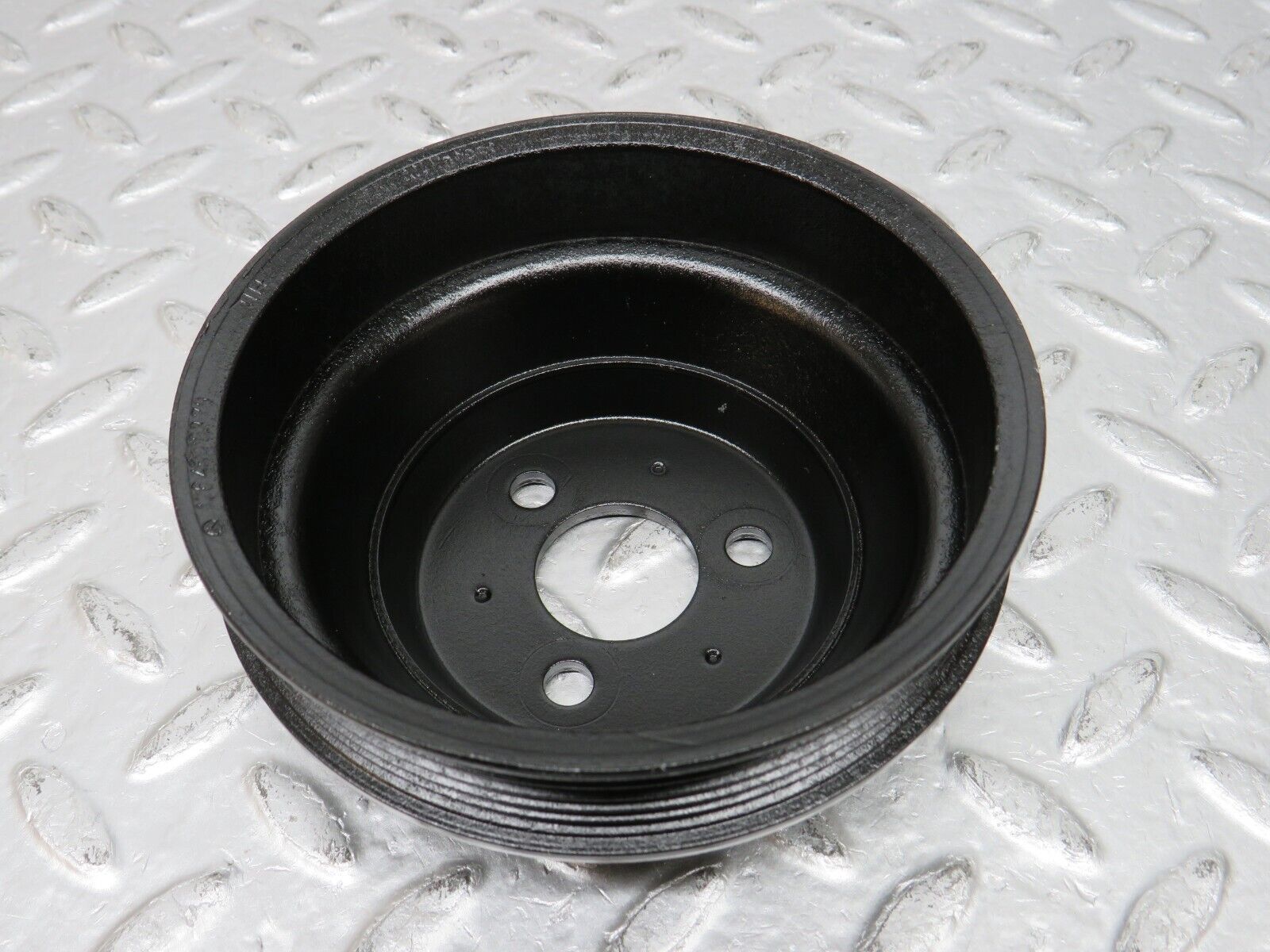 32656 Mercedes-Benz S124 300TE Wagon Water Pump Pulley 1264600379