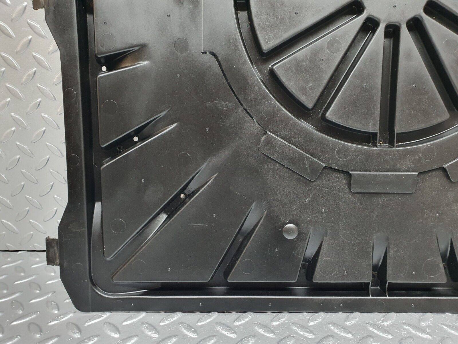 41480 Mercedes-Benz W124 200E Spare Wheel Cover 1246933133