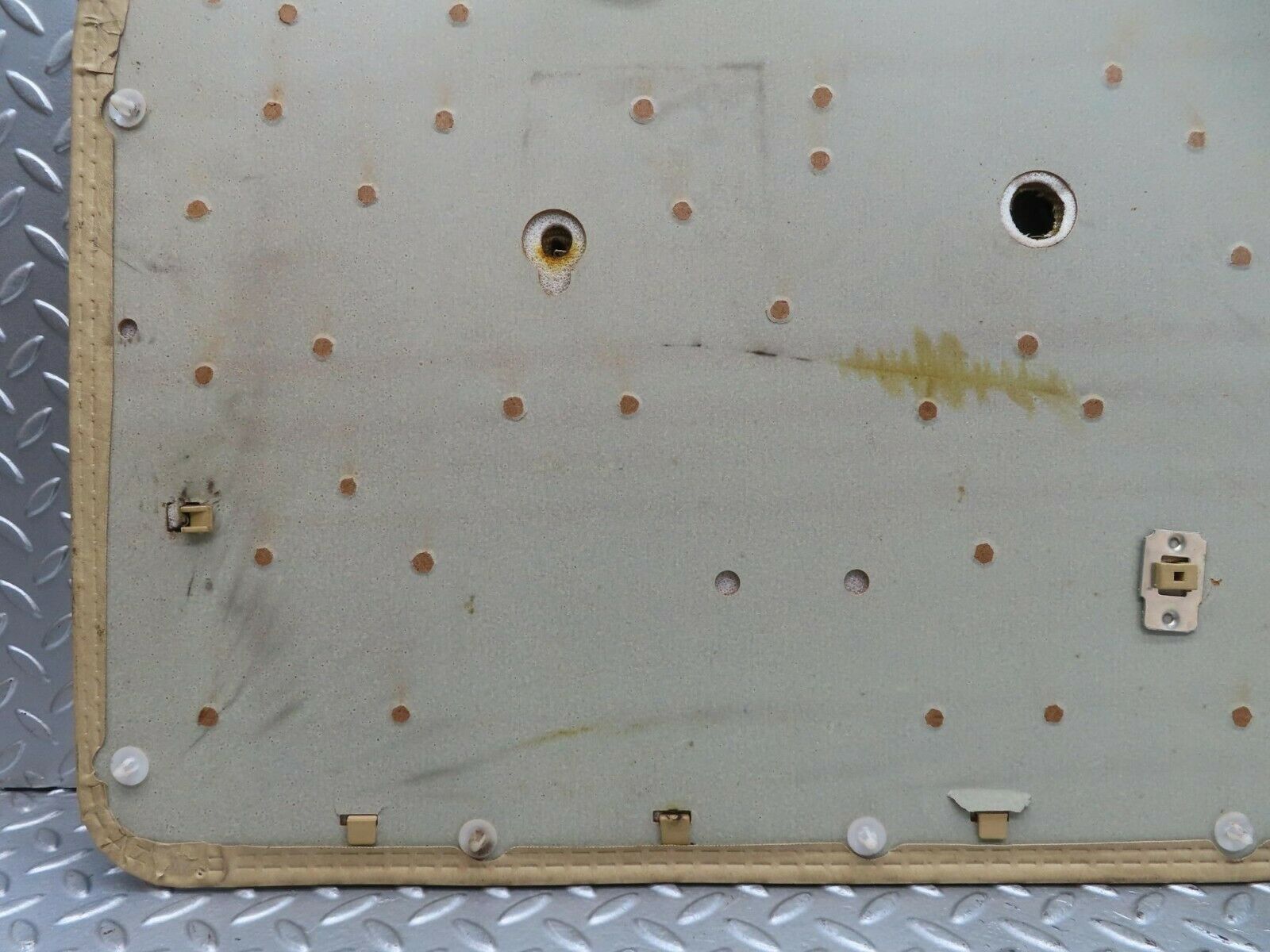 15469 Mercedes-Benz W123 230E Front Left Door Card Cream