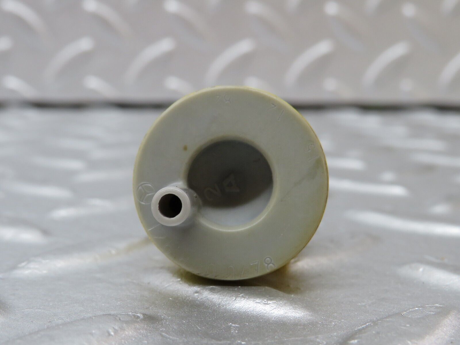 34337 Mercedes-Benz C126 380SEC Vacuum Check Valve 3x 1268000078 1268000478