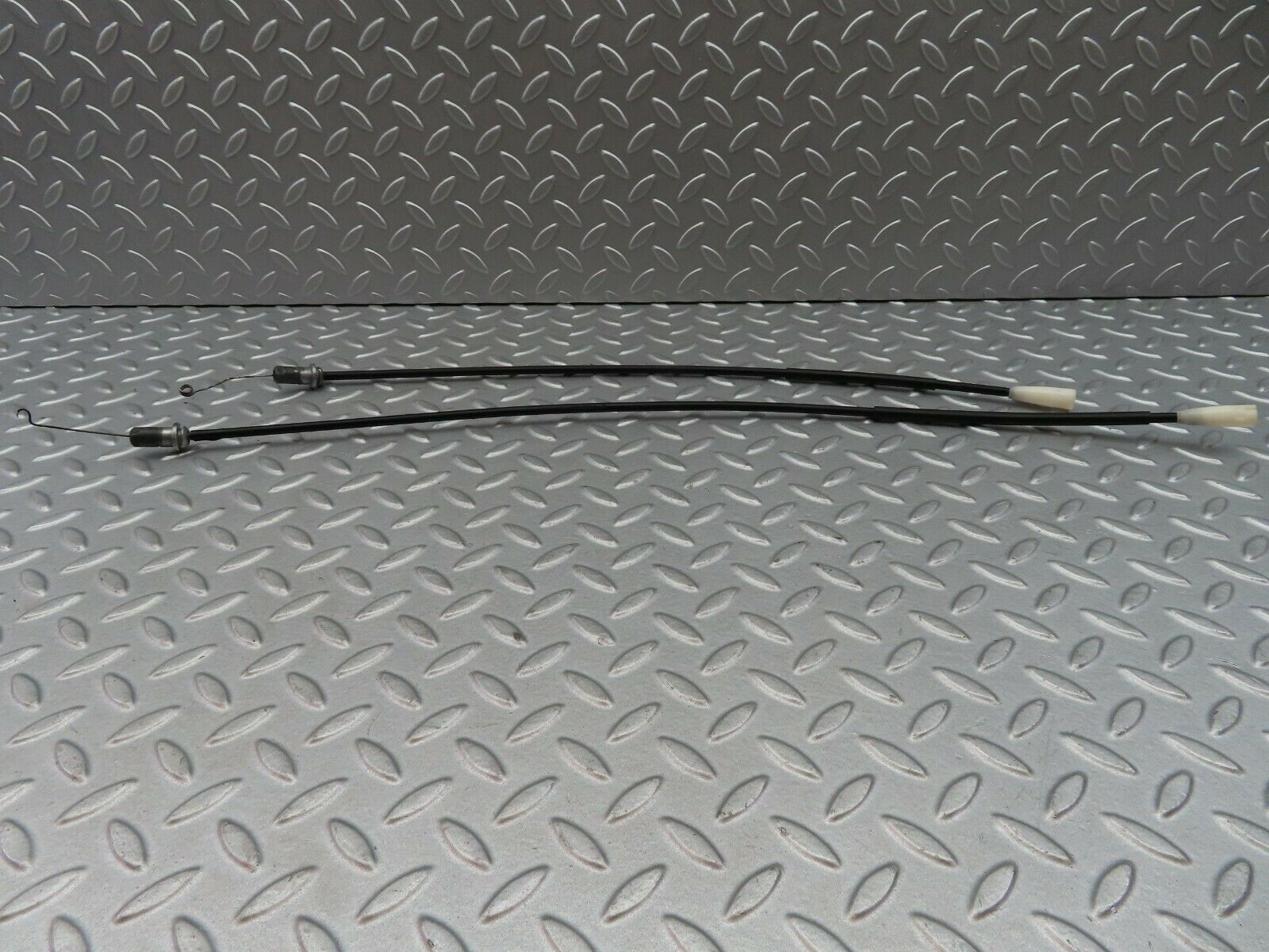 5874 Mercedes-Benz W123 200 Heater Control Cable Pair