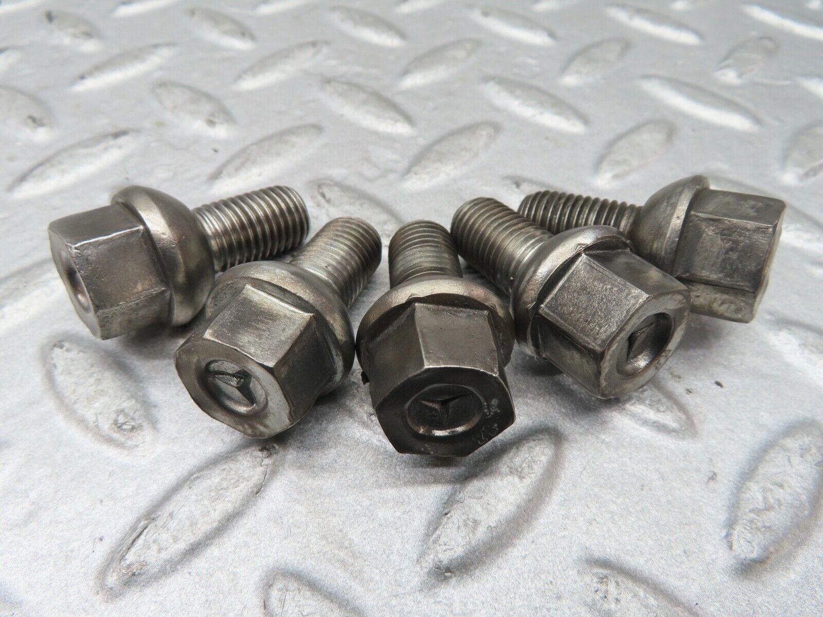 16800 Mercedes-Benz 5x Steel Wheel Lug Bolt M12x1.5