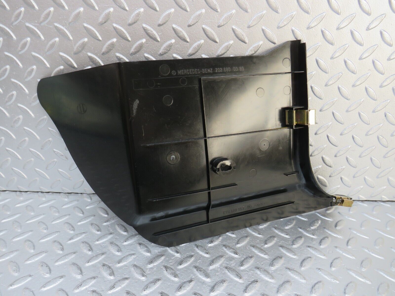 33305 Mercedes-Benz W202 C180 Front Left Lower Kick Panel Black 2026800383