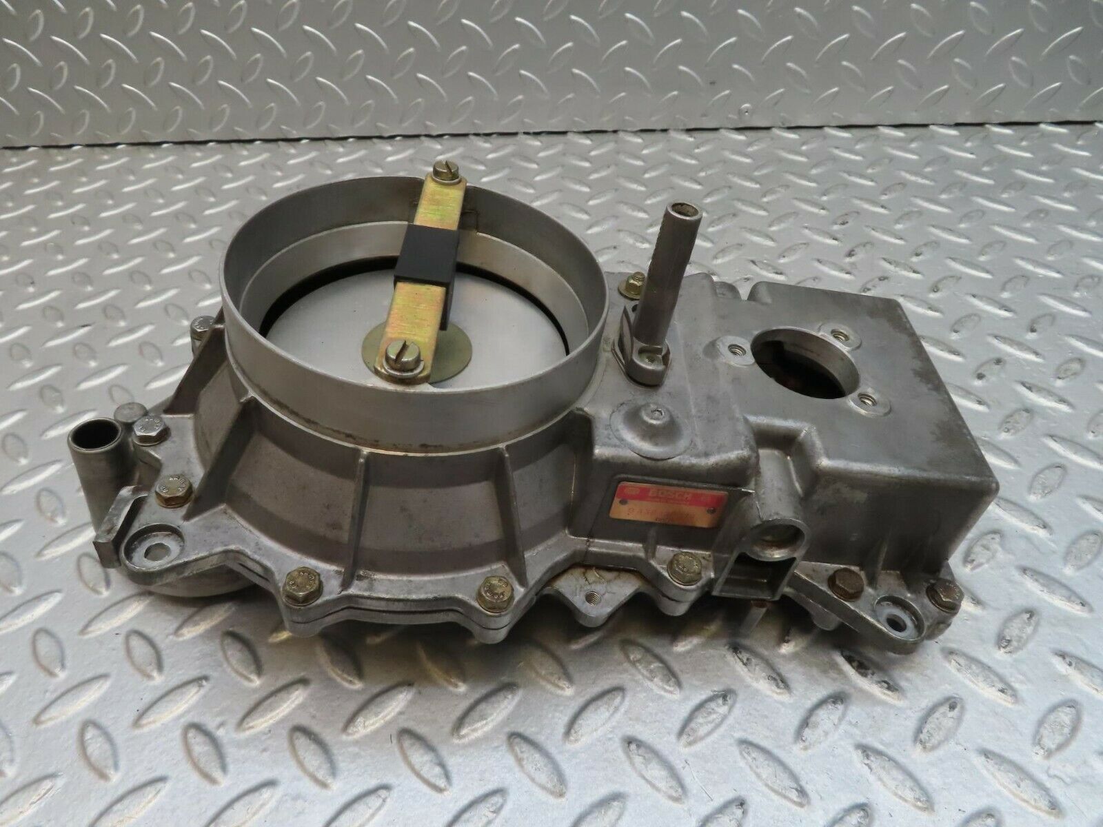 16596 Mercedes-Benz C107 380SLC Air Flow Mass Sensor 0438120114