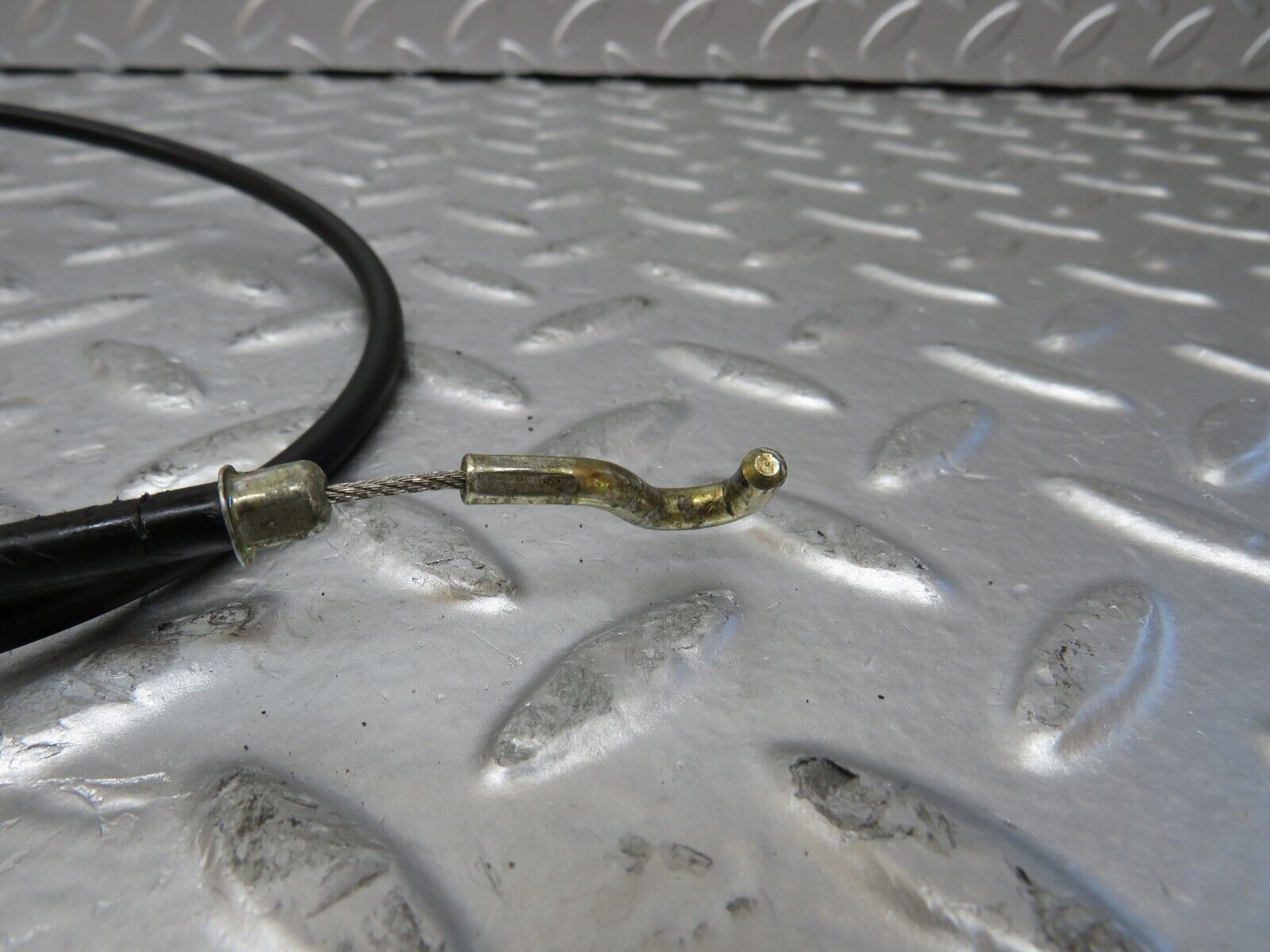 26504 Mercedes-Benz C124 220CE Coupe Door Lock Cable