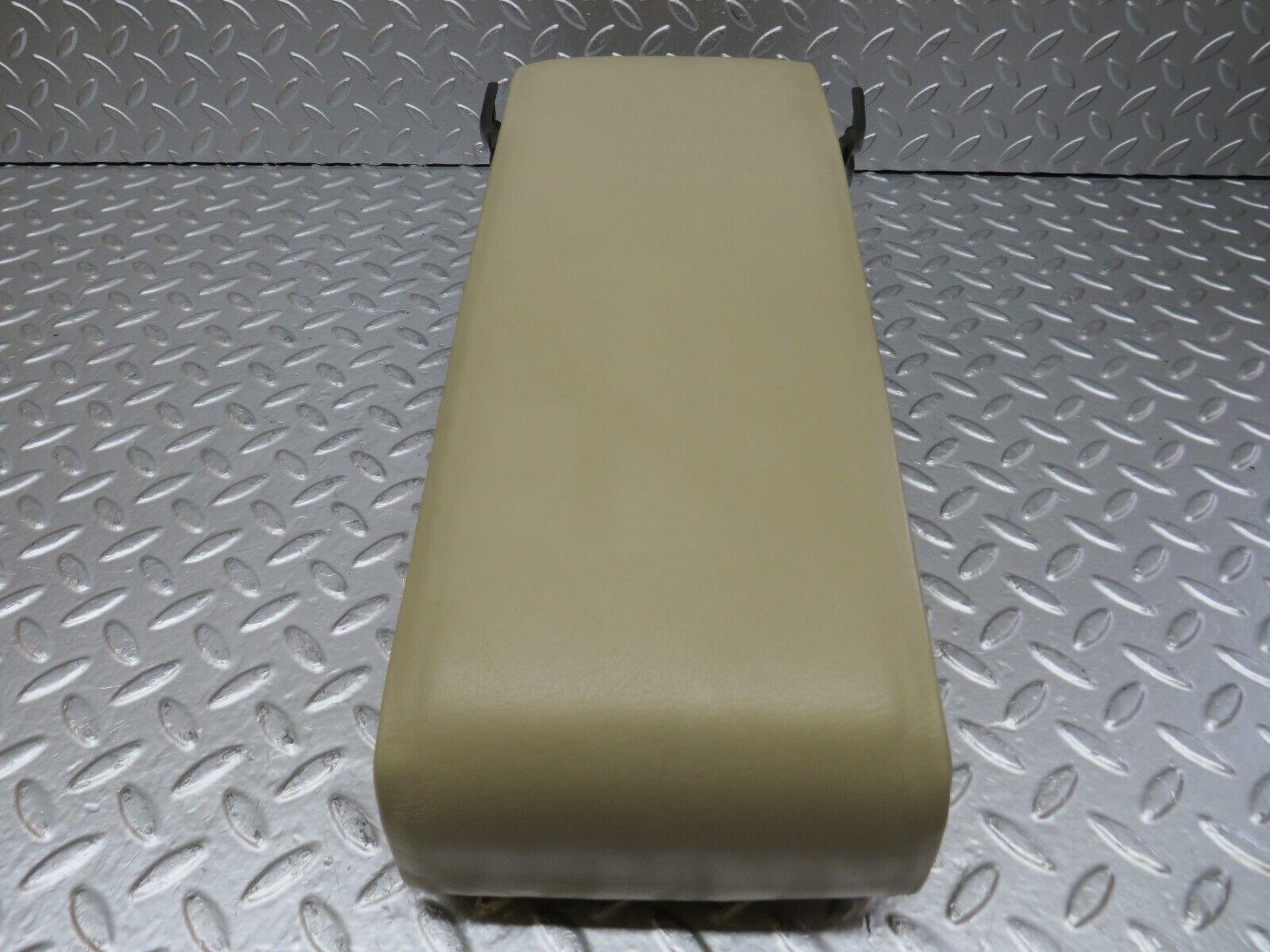 26748 Mercedes-Benz C124 220CE Rear Centre Armrest Beige 1249240237 1249730689