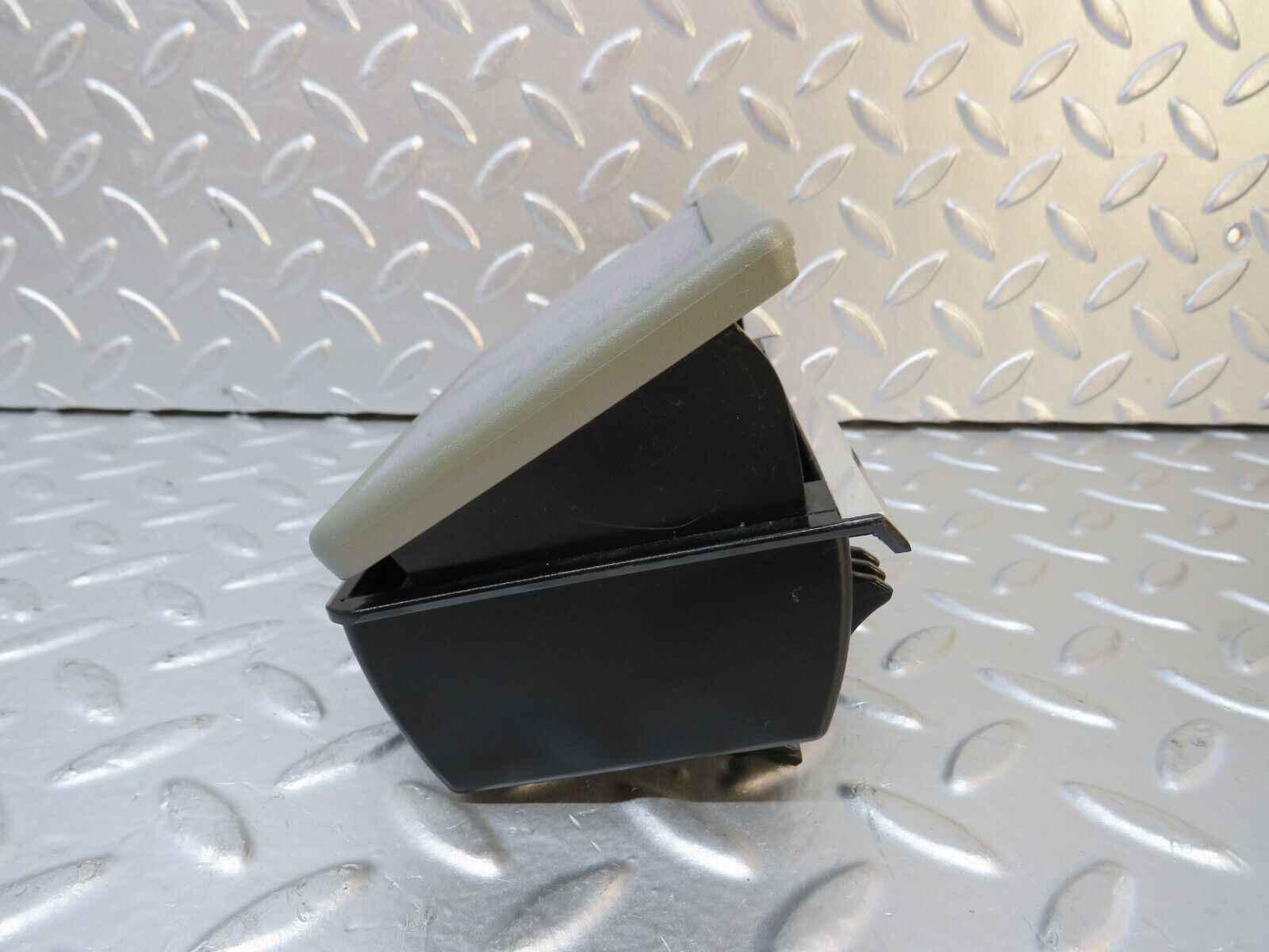 30273 Mercedes-Benz W124 230E Rear Door Ashtray Grey