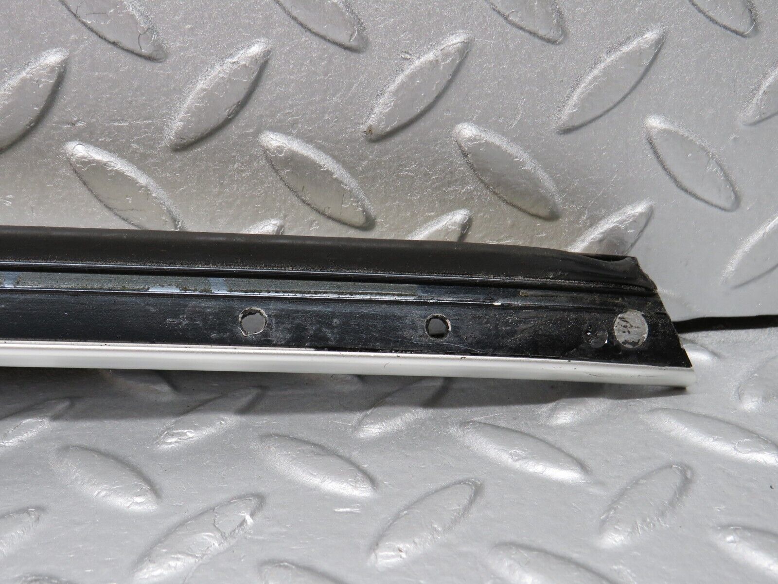 38521 Mercedes-Benz R129 280SL Coupe A Pillar Chrome Trim Cover Right