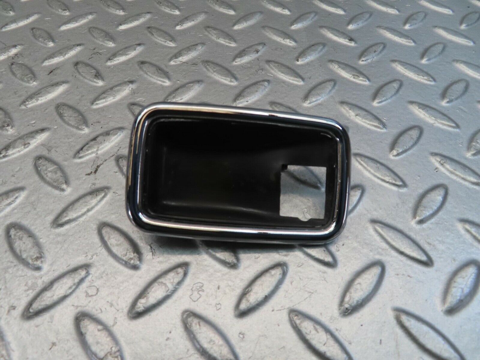 11366 Mercedes-Benz C123 230CE Coupe Frame For Door Opener Right 1087660611