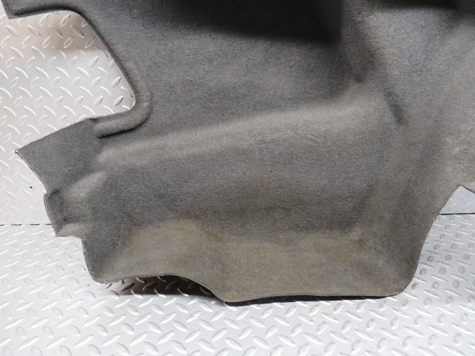 30319 Mercedes-Benz W124 230E Trunk Panel Cover Left 1246901026