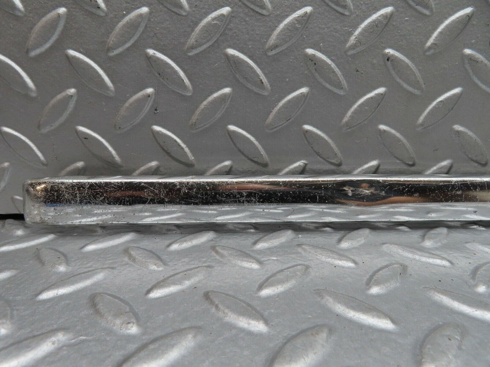 18609 Mercedes-Benz W120 W121 Ponton Front Door Lower Chrome Moulding Trim