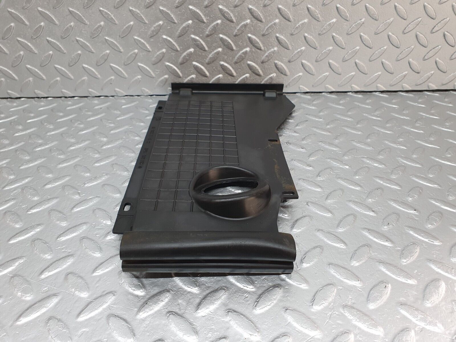 41549 Mercedes-Benz W124 200E Radiator Fan Shroud Cover 1245051588