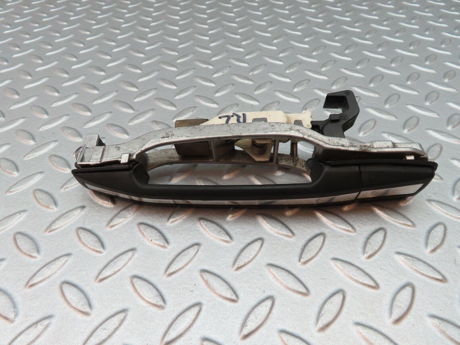 5266 Mercedes-Benz W124 230E Exterior Door Handle Rear Left