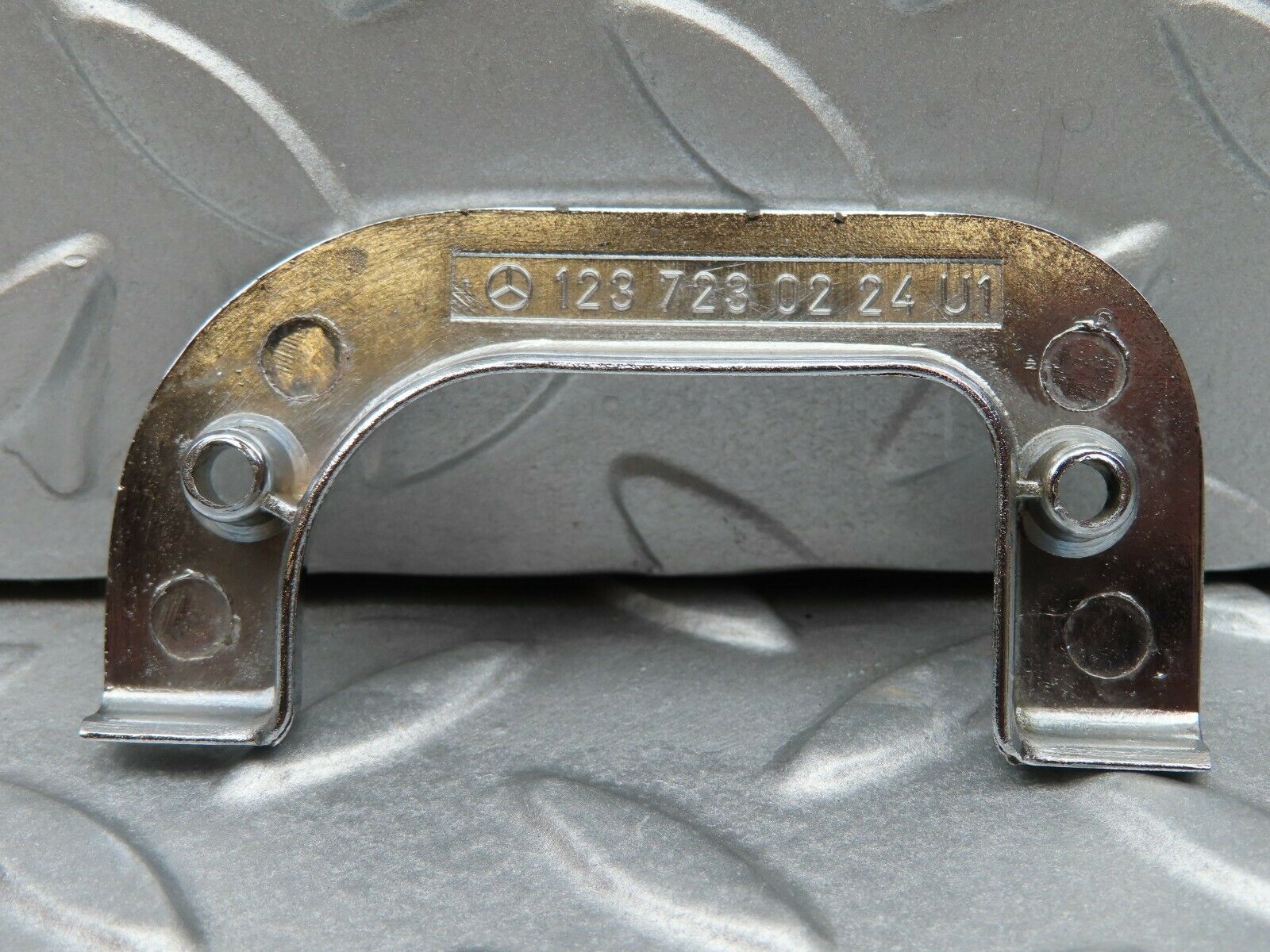 4528 Mercedes-Benz W123 230E Right Interior Chrome Door Latch Trim 1237230224