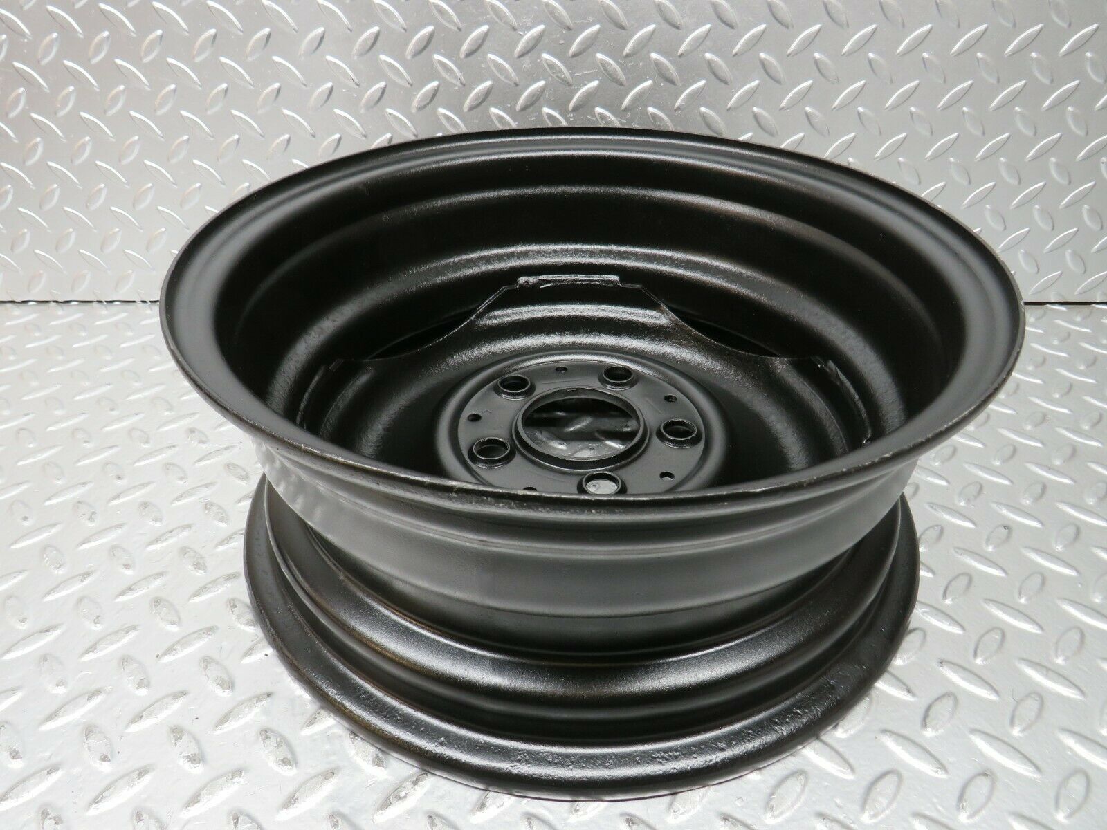 23690 Mercedes-Benz Steel Wheel 5.5Jx14H2 ET35 1154001302