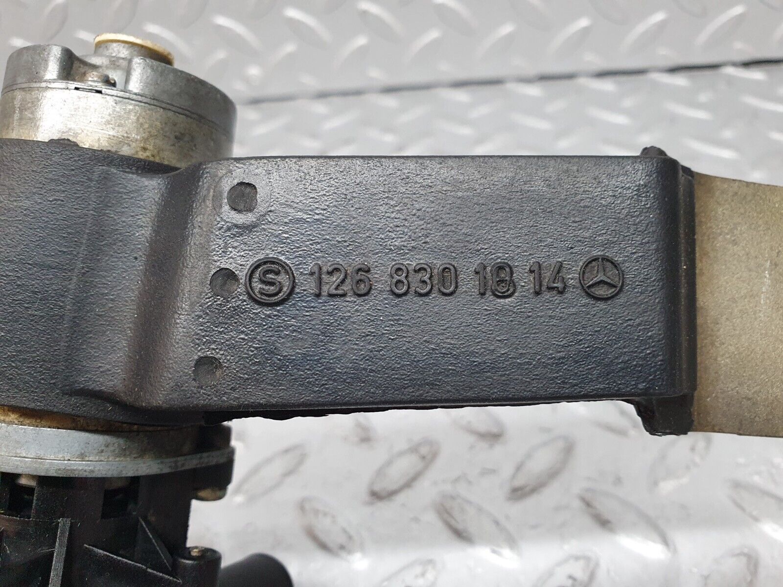 41085 Mercedes-Benz W126 300SE Auxiliary Heating Water Pump 1268301814