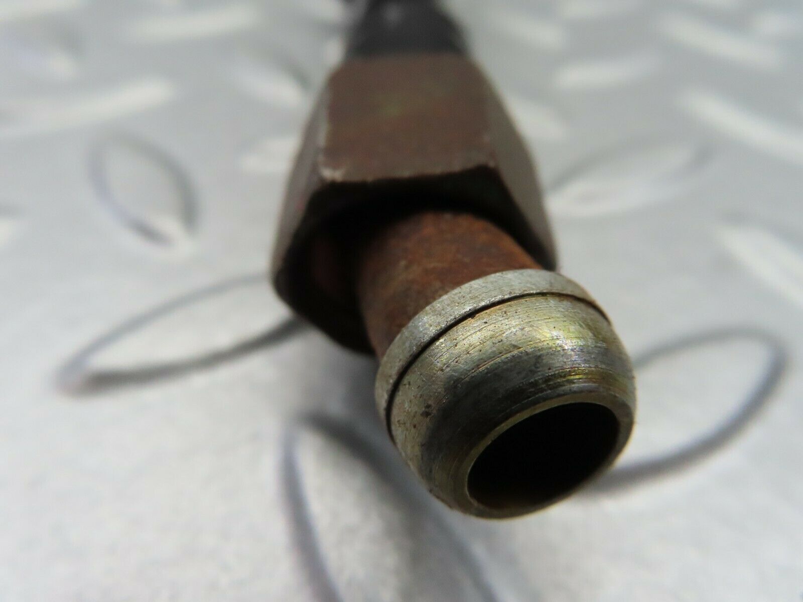 6719 Mercedes-Benz S124 E220 Wagon Brake Servo Vacuum Pipe