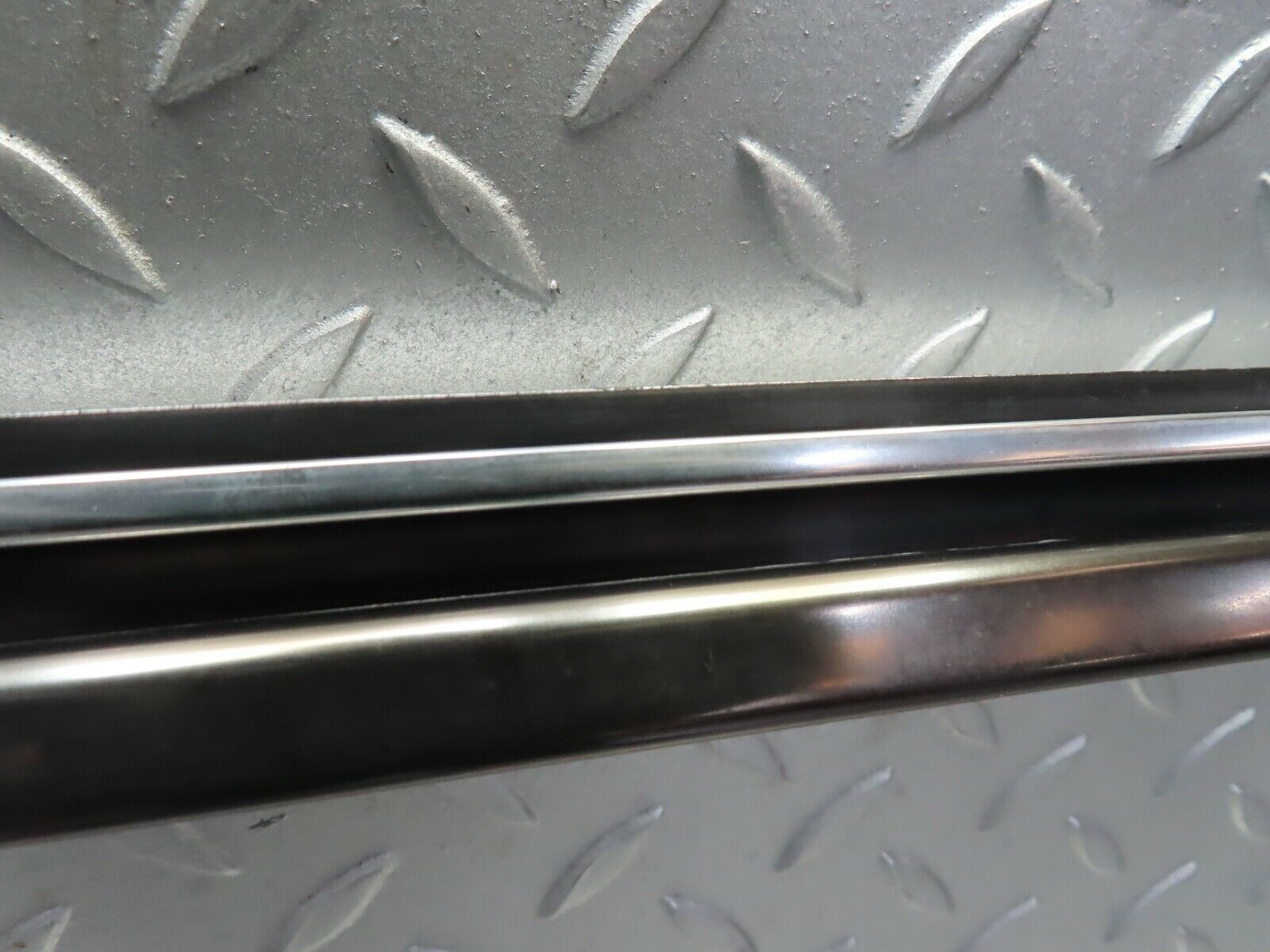 19733 Mercedes-Benz C140 CL420 Coupe Roof Moulding Trim Left Side