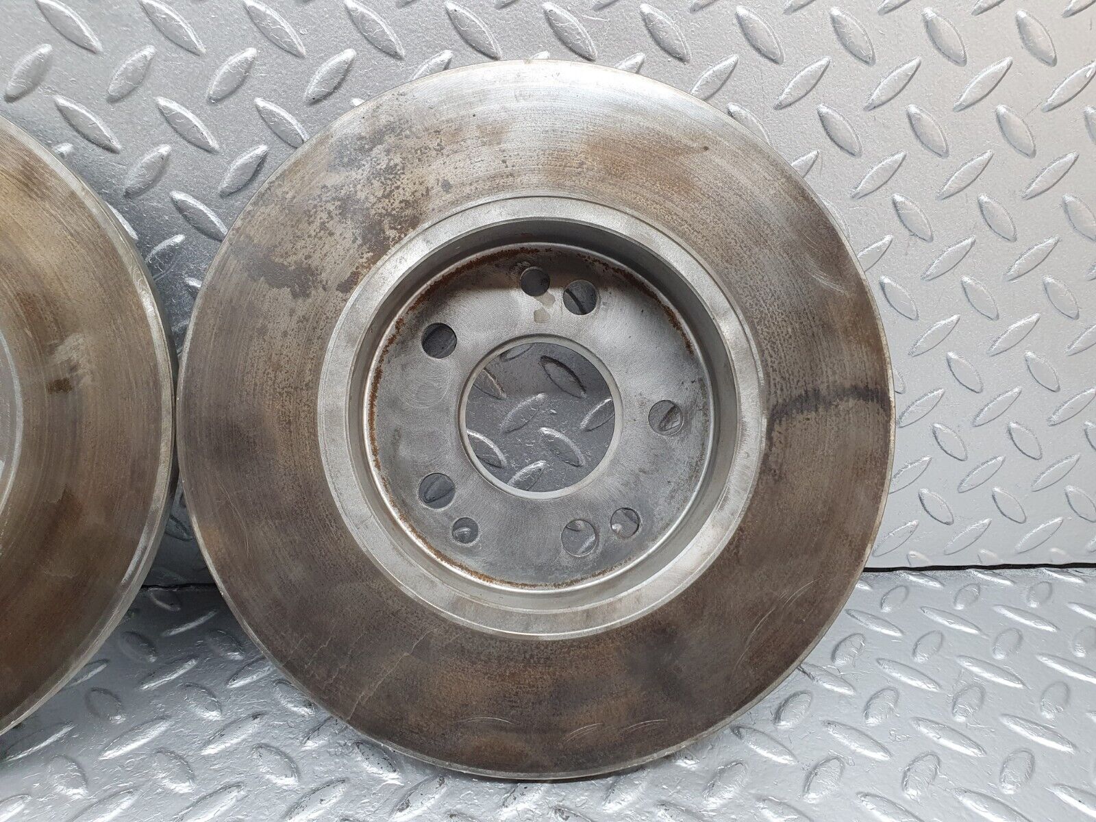 41585 Mercedes-Benz W124 200E Front Brake Disc Pair 284mm PAGID 52107