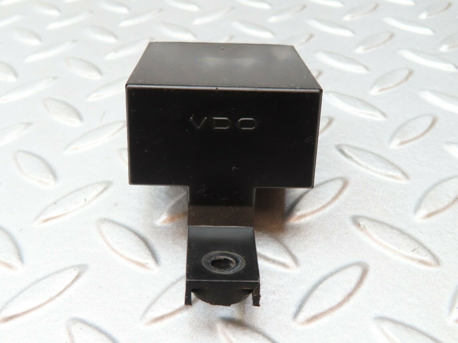 4713 Mercedes-Benz W114 280CE Coupe Heated Window Relay 1078200110