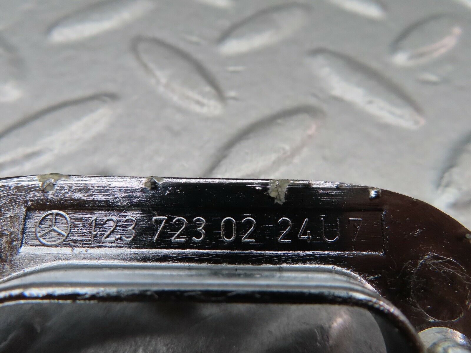 17953 Mercedes-Benz W123 200 Right Interior Chrome Door Latch Trim 1237230224