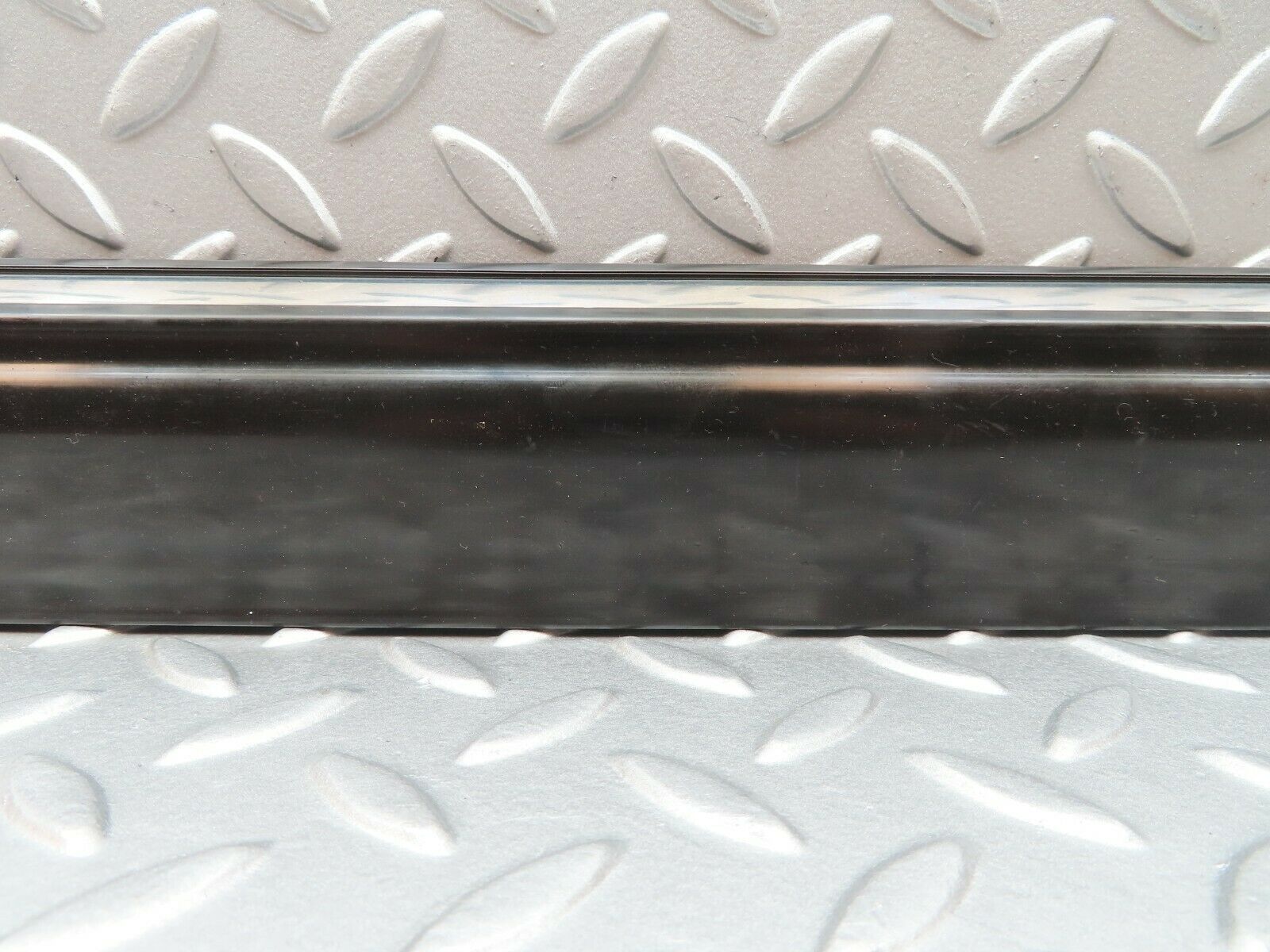 3698 Mercedes-Benz S123 200T Wagon Rear Right Door Lower Trim