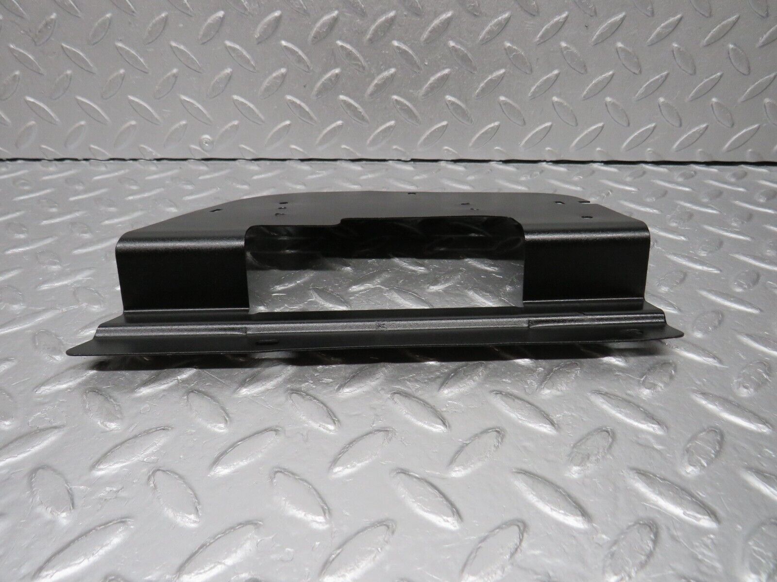 38009 Mercedes-Benz A124 320E Cabriolet Relay Holder Bracket