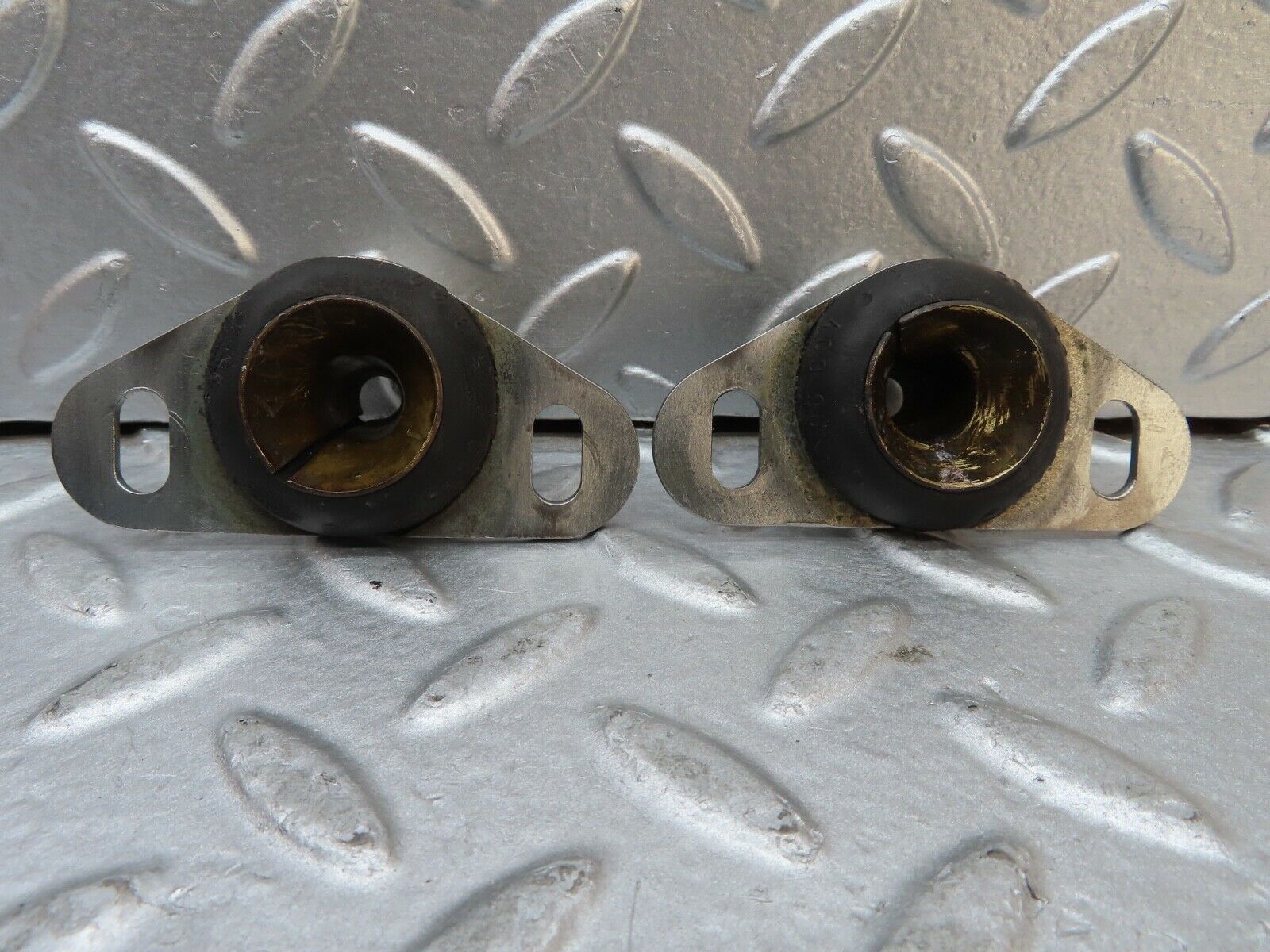 20043 Mercedes-Benz R129 300SL Coupe Roof Lock Latch Pair 1296300320