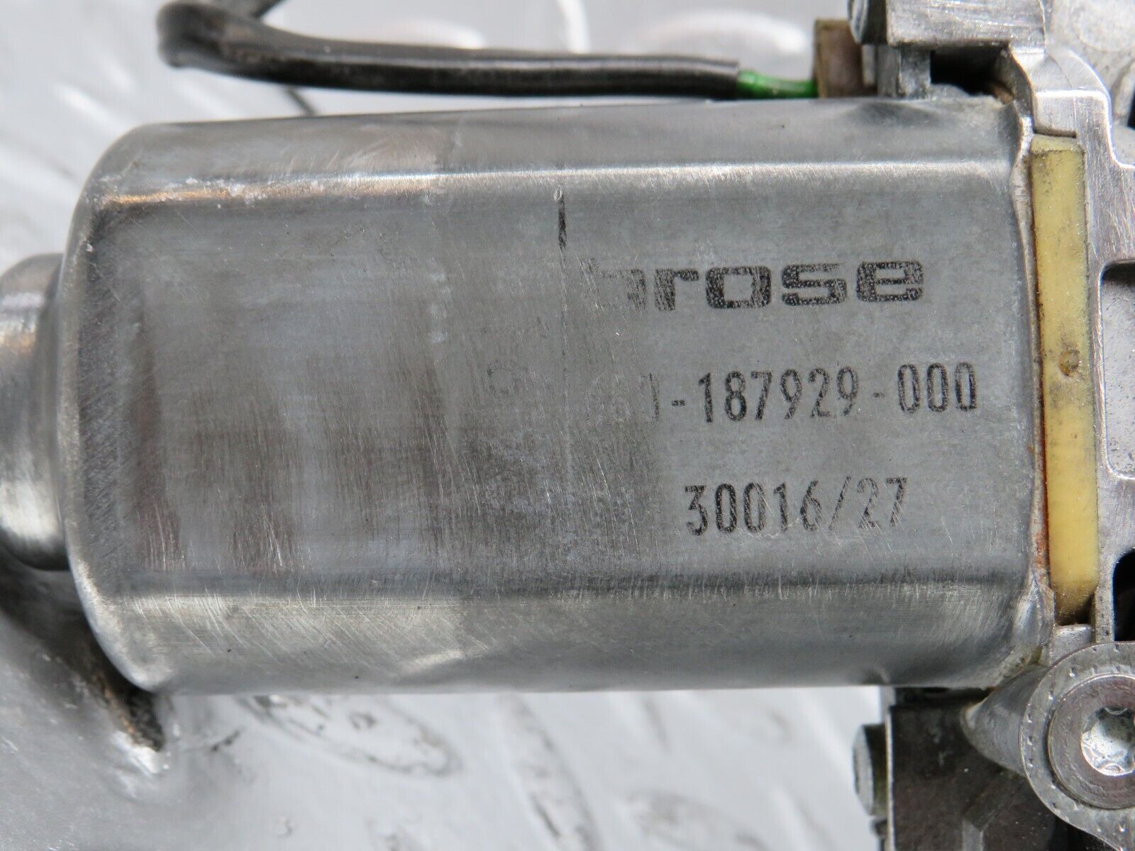 31195 Mercedes-Benz S124 220TE Rear Left Window Reg. & Motor 774.30016/27