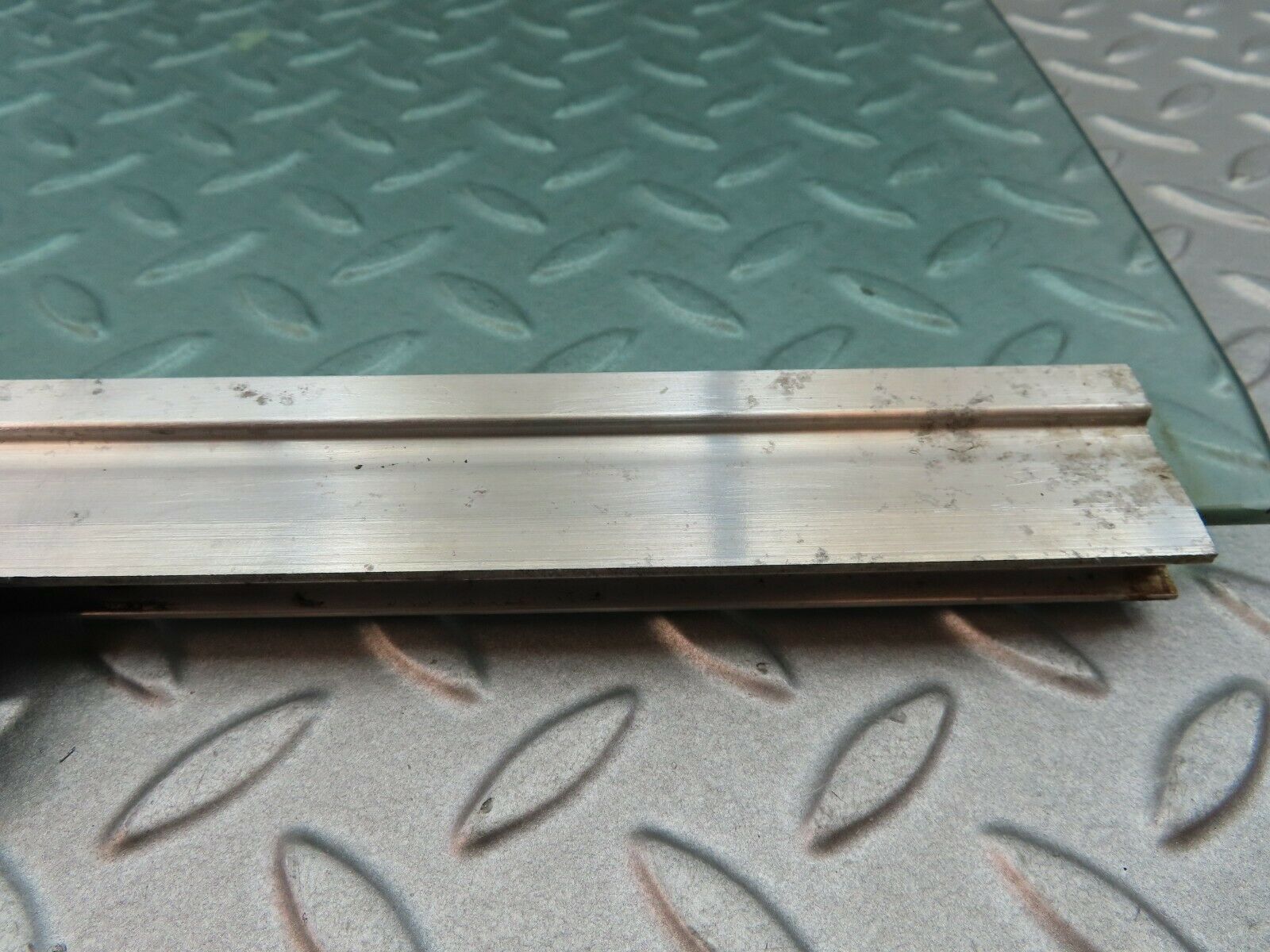 6309 Mercedes-Benz W126 380SE Rear Left Door Window Glass