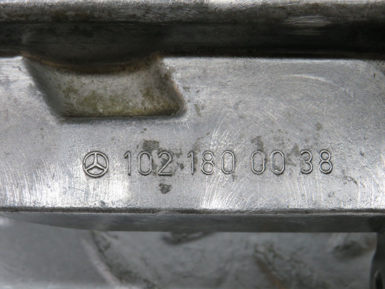 36713 Mercedes-Benz W201 190E 2.0L Oil Filter Housing 1021800038