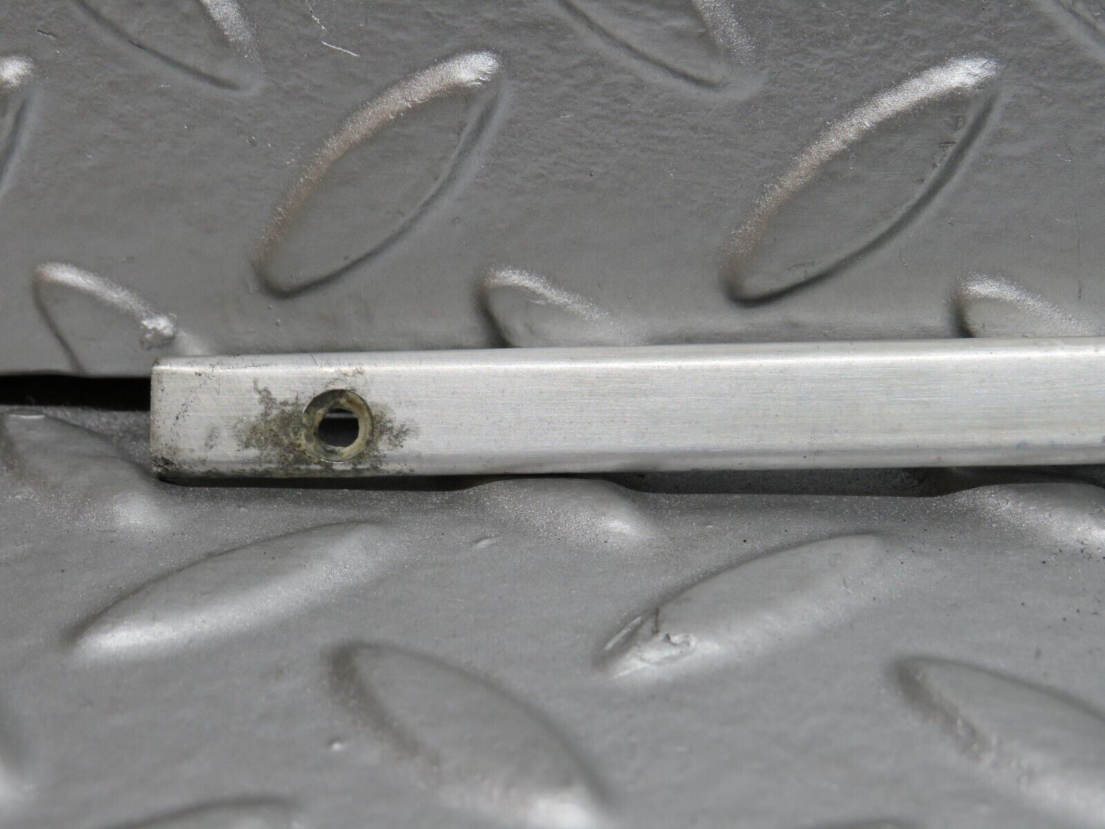 32116 Mercedes-Benz W123 230E Sunroof Chrome Trim