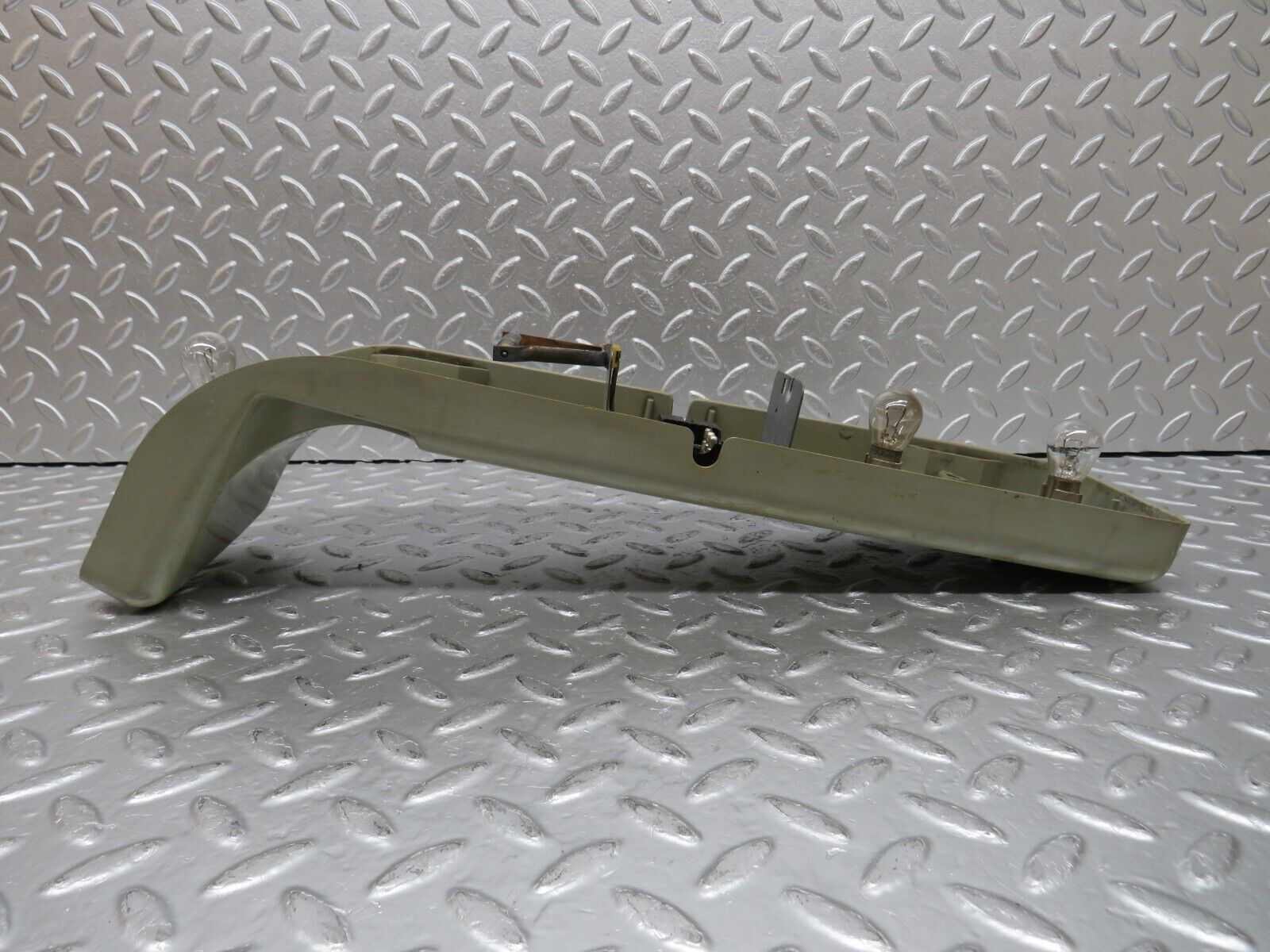 32688 Mercedes-Benz C107 350SLC Coupe Coupe Tail Light Bulb Holder Left Side