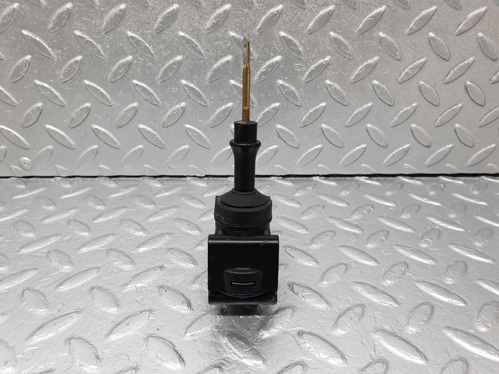 41511 Mercedes-Benz W124 200E Rear Door Lock Vacuum Actuator 0008007975