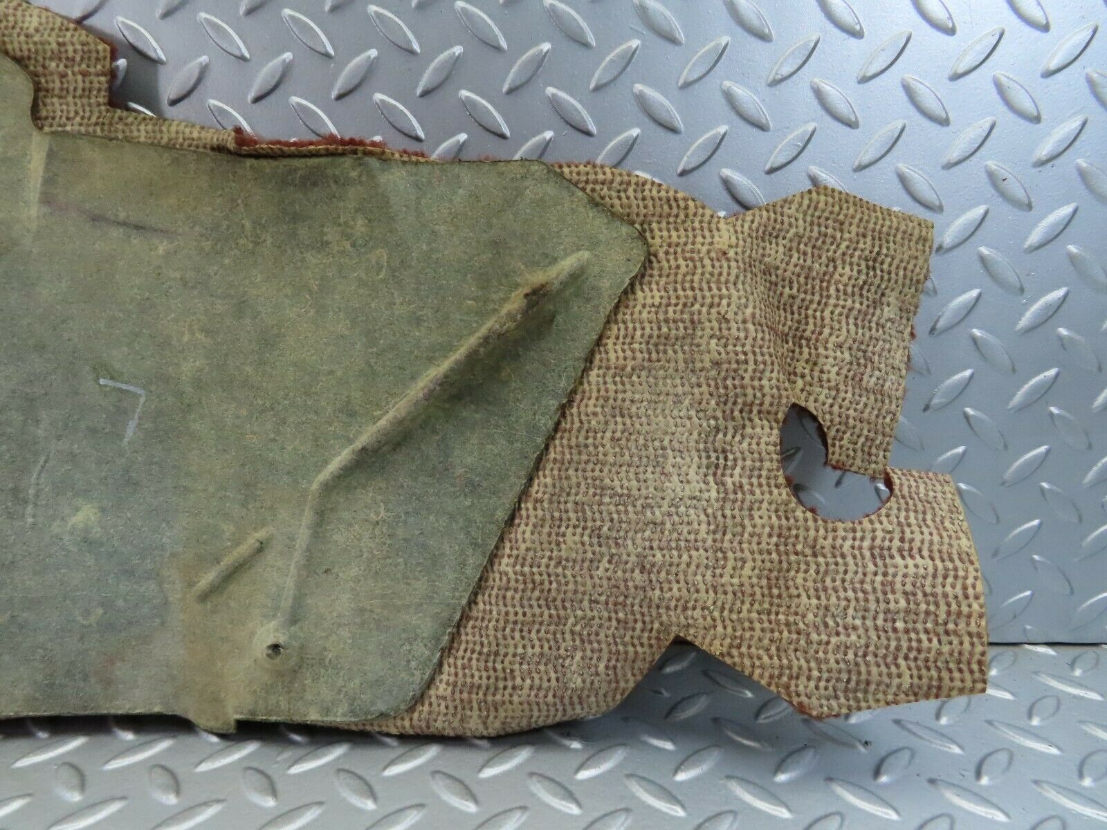 7673 Mercedes-Benz S123 230TE Wagon Centre Console Carpet Left Side