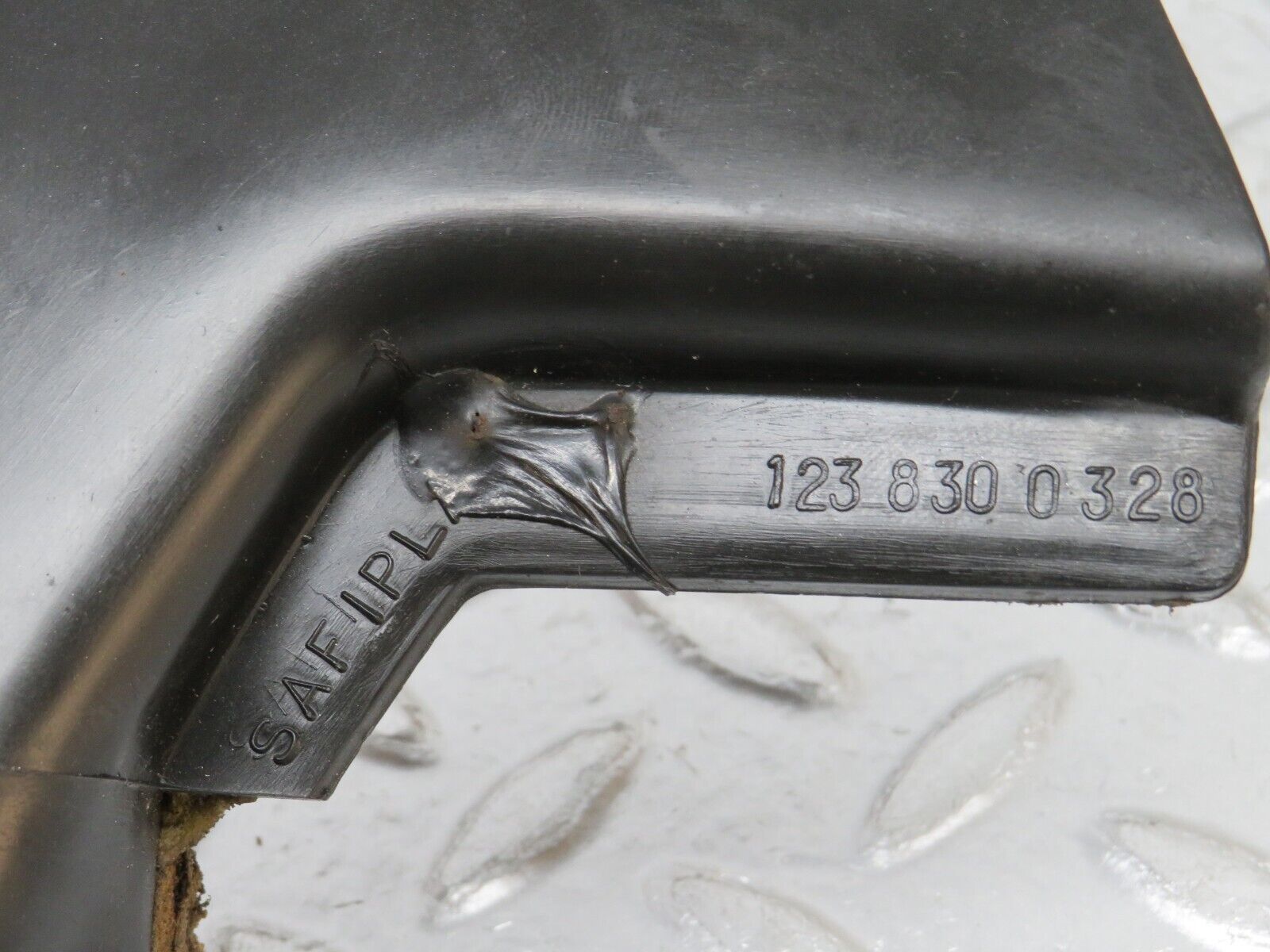 0595 Mercedes-Benz W123 230E Water Drain Left Side  1238300328