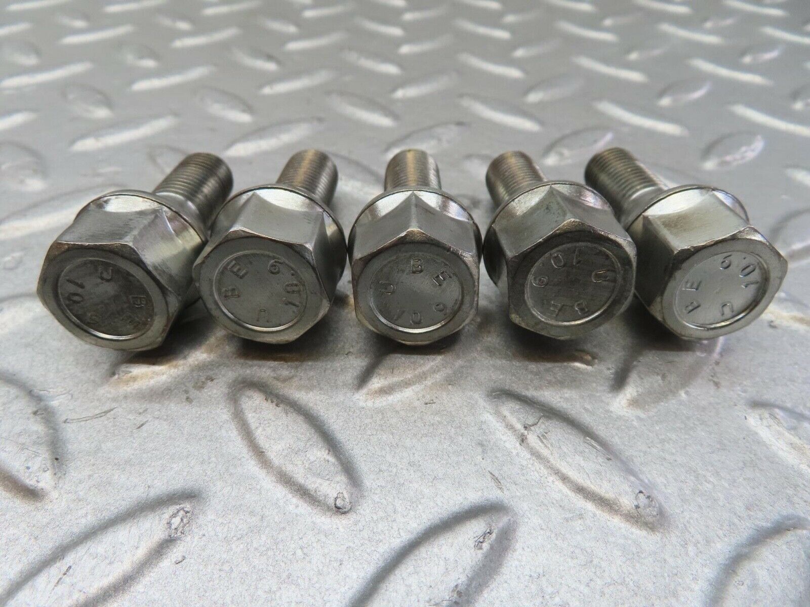 13221 Mercedes-Benz 5x Alloy Wheel Lug Bolt M12x1.5